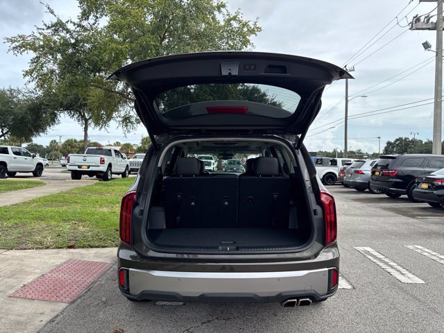 Used 2025 Kia Telluride S FWD image 17