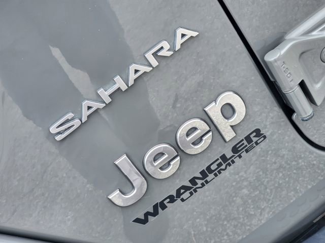 Used 2021 Jeep Wrangler Unlimited Sahara w/ Uconnect 4C Nav & Sound Group image 9