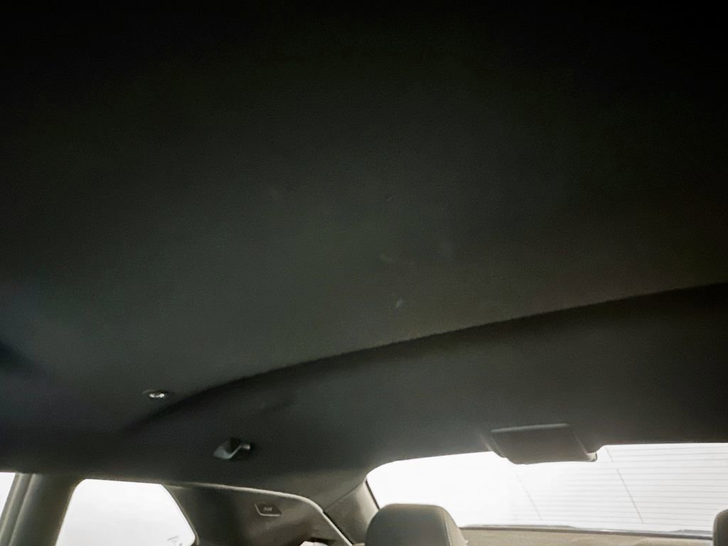 Used 2022 Dodge Challenger SXT w/ Blacktop Package image 21