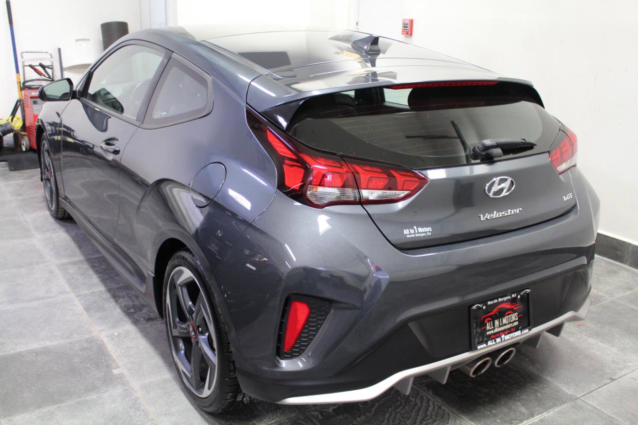 Used 2019 Hyundai Veloster Turbo image 4
