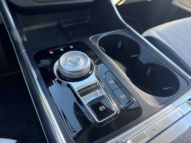 Used 2025 Kia Carnival SX image 27