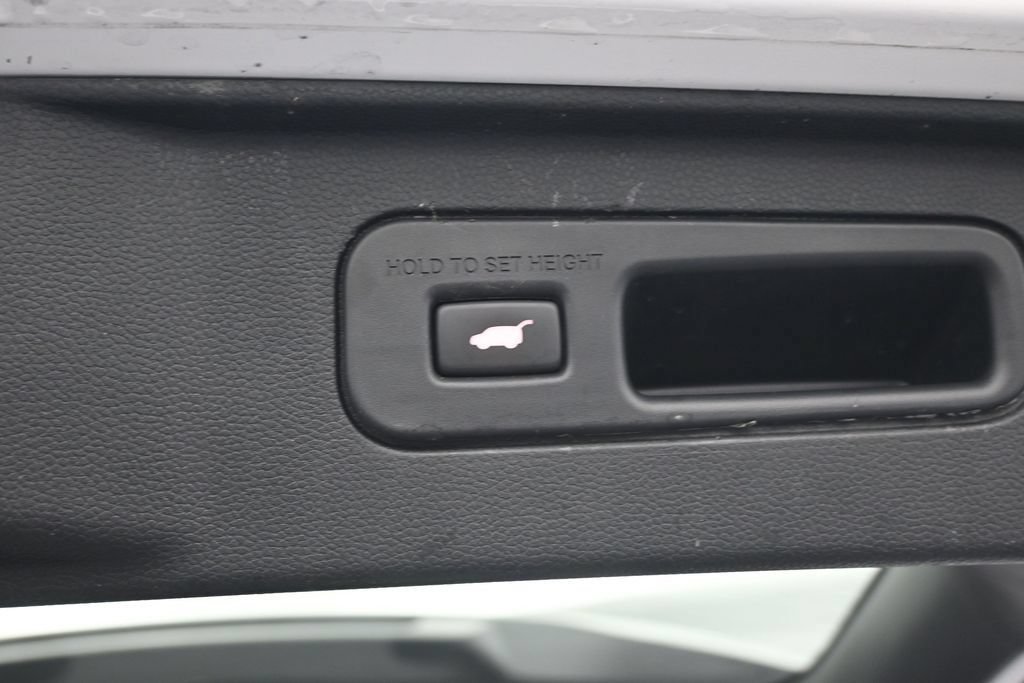 Certified 2023 Honda Pilot EX-L image 17
