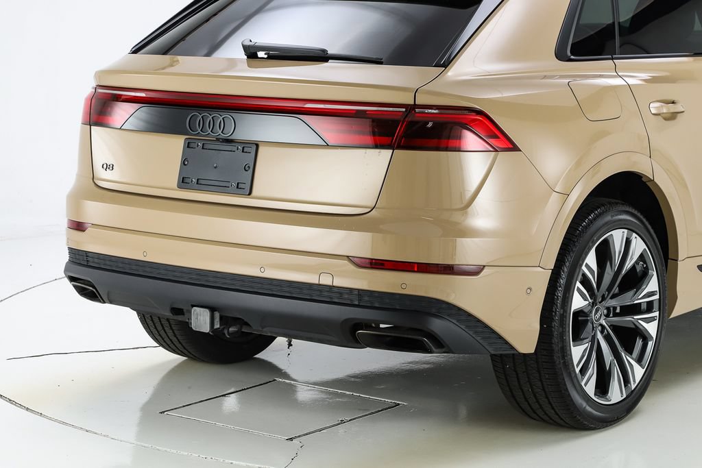 Used 2025 Audi Q8 Premium Plus AWD/4WD image 18