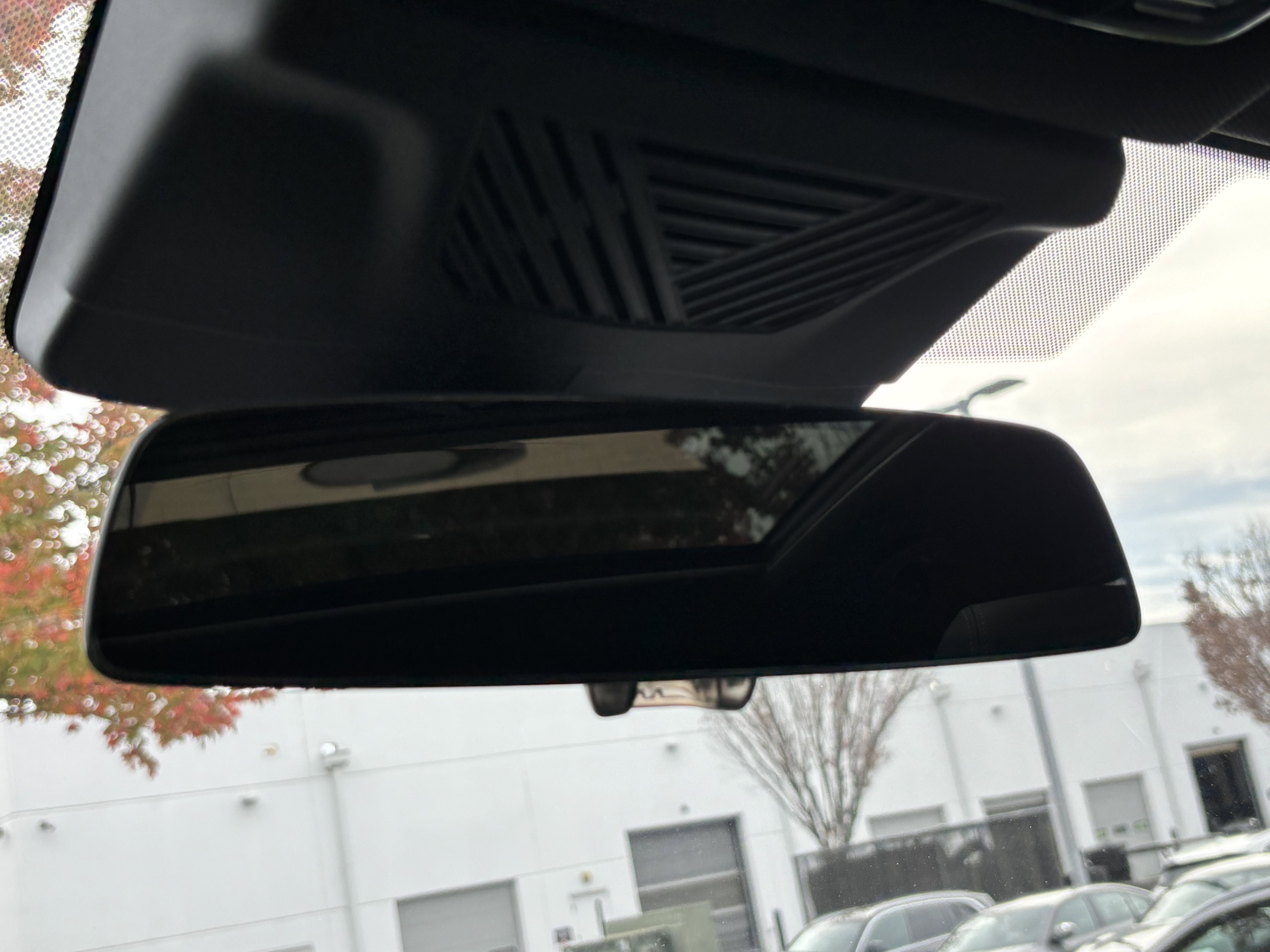 Certified 2025 BMW X1 xDrive28i w/ Convenience Package image 27