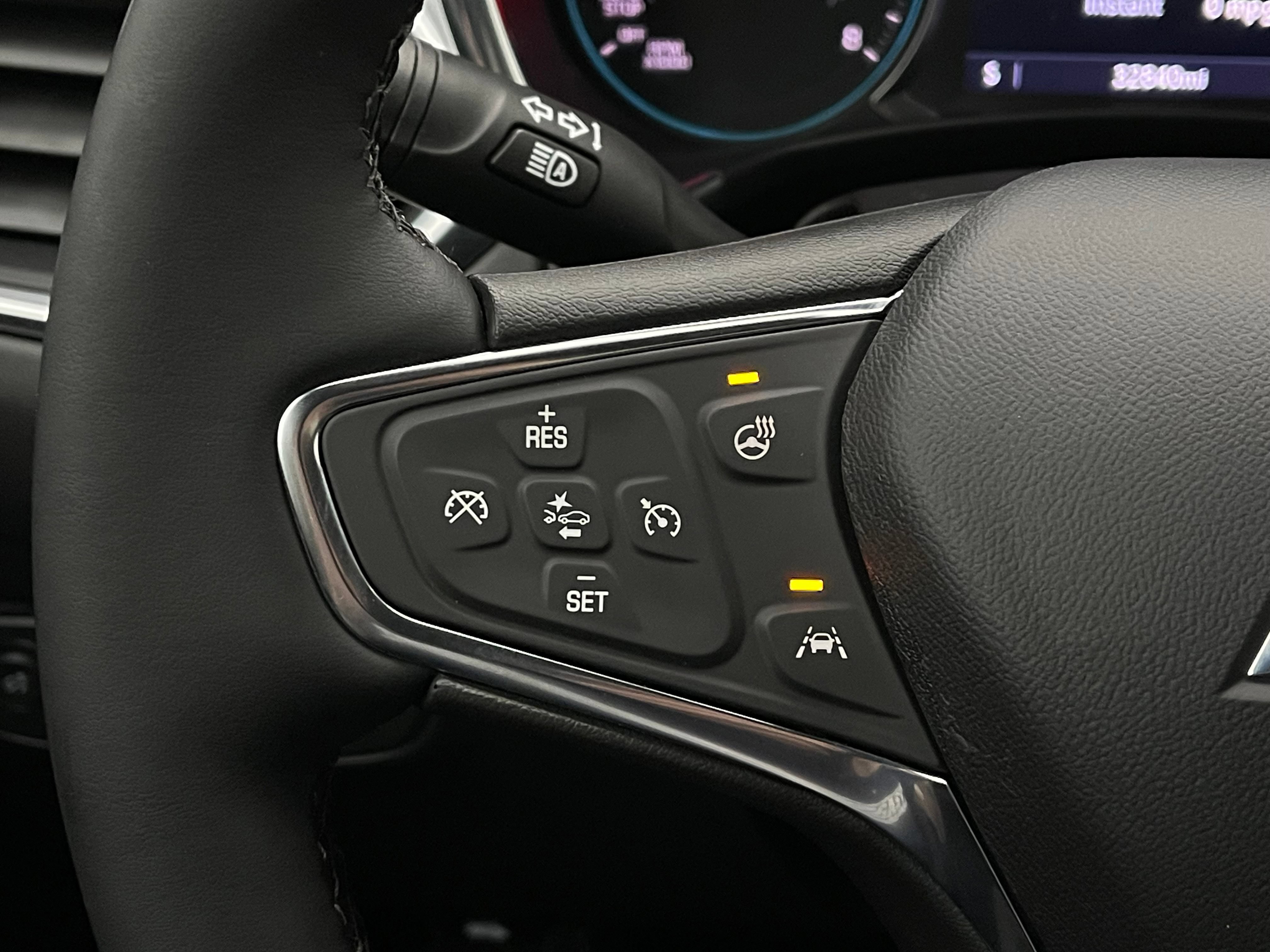 Used 2023 Chevrolet Equinox LT FWD image 23