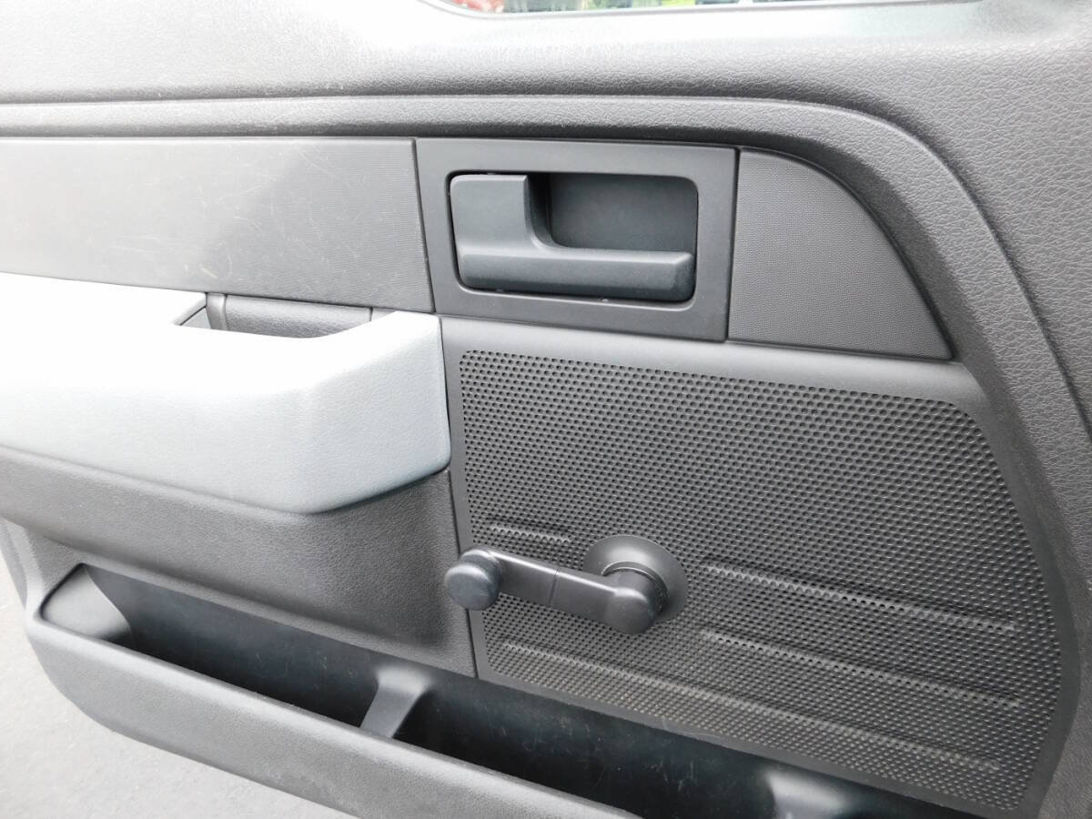 Used 2012 Ford F150 XL w/ XL Decor Group RWD image 12