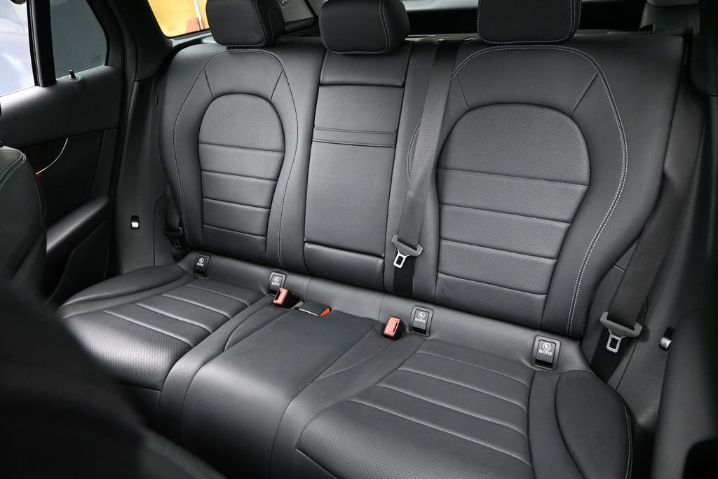 Used 2017 Mercedes-Benz GLC 300 4MATIC image 15