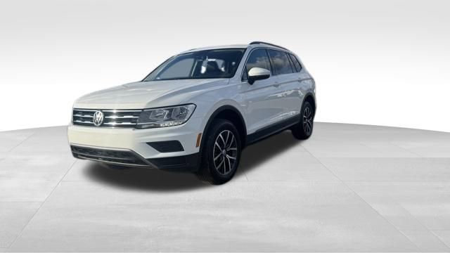 Used 2020 Volkswagen Tiguan SE w/ Panoramic Sunroof Package