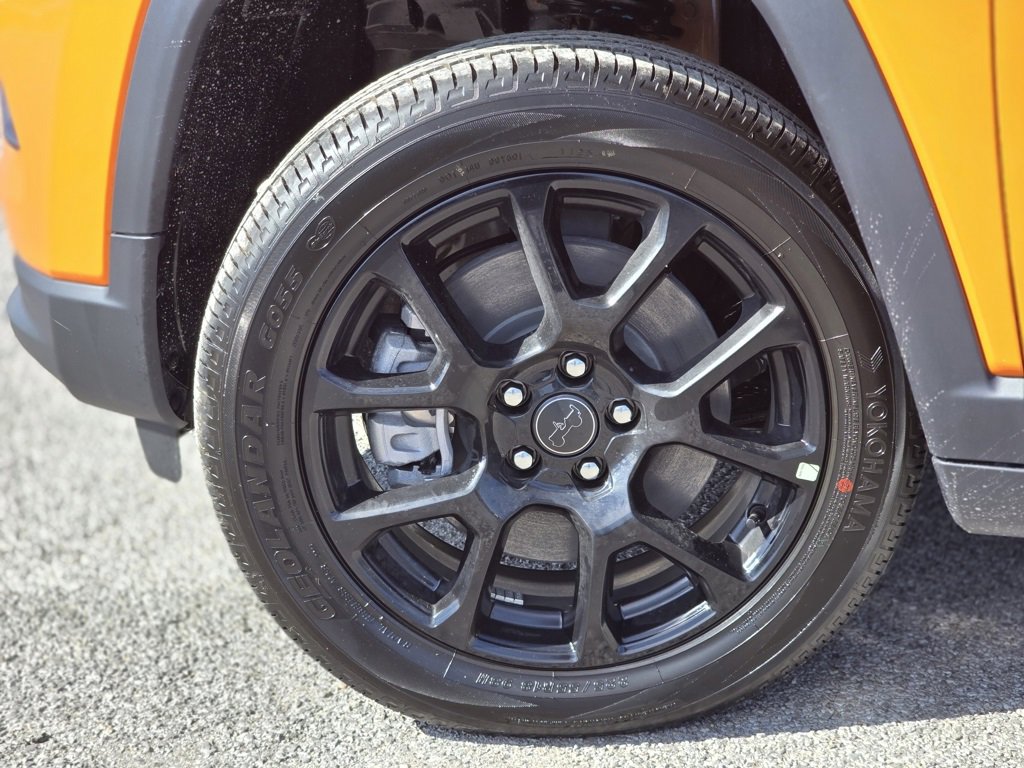 New 2026 Jeep Compass Latitude image 10