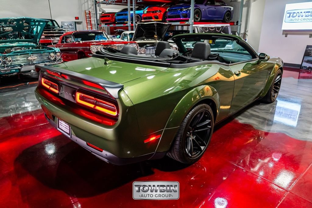 Used 2023 Dodge Challenger SRT Hellcat RWD image 9