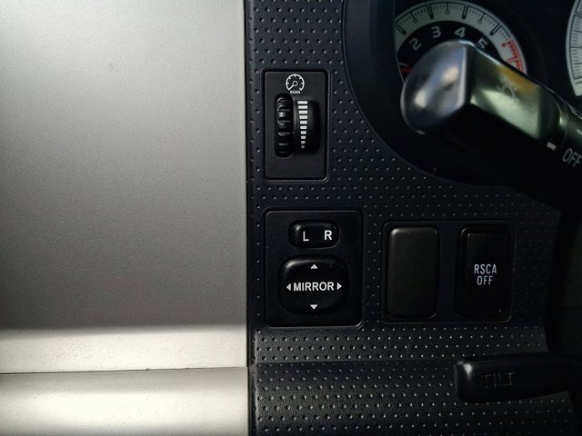 Used 2010 Toyota FJ Cruiser 4WD image 23