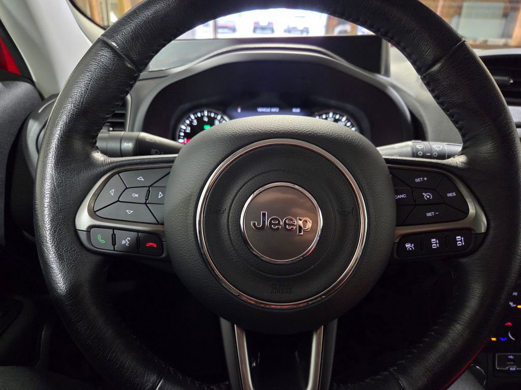 Certified 2021 Jeep Renegade Limited w/ Luxury Group II image 7