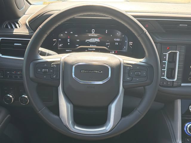 Used 2024 GMC Yukon Denali AWD/4WD image 24