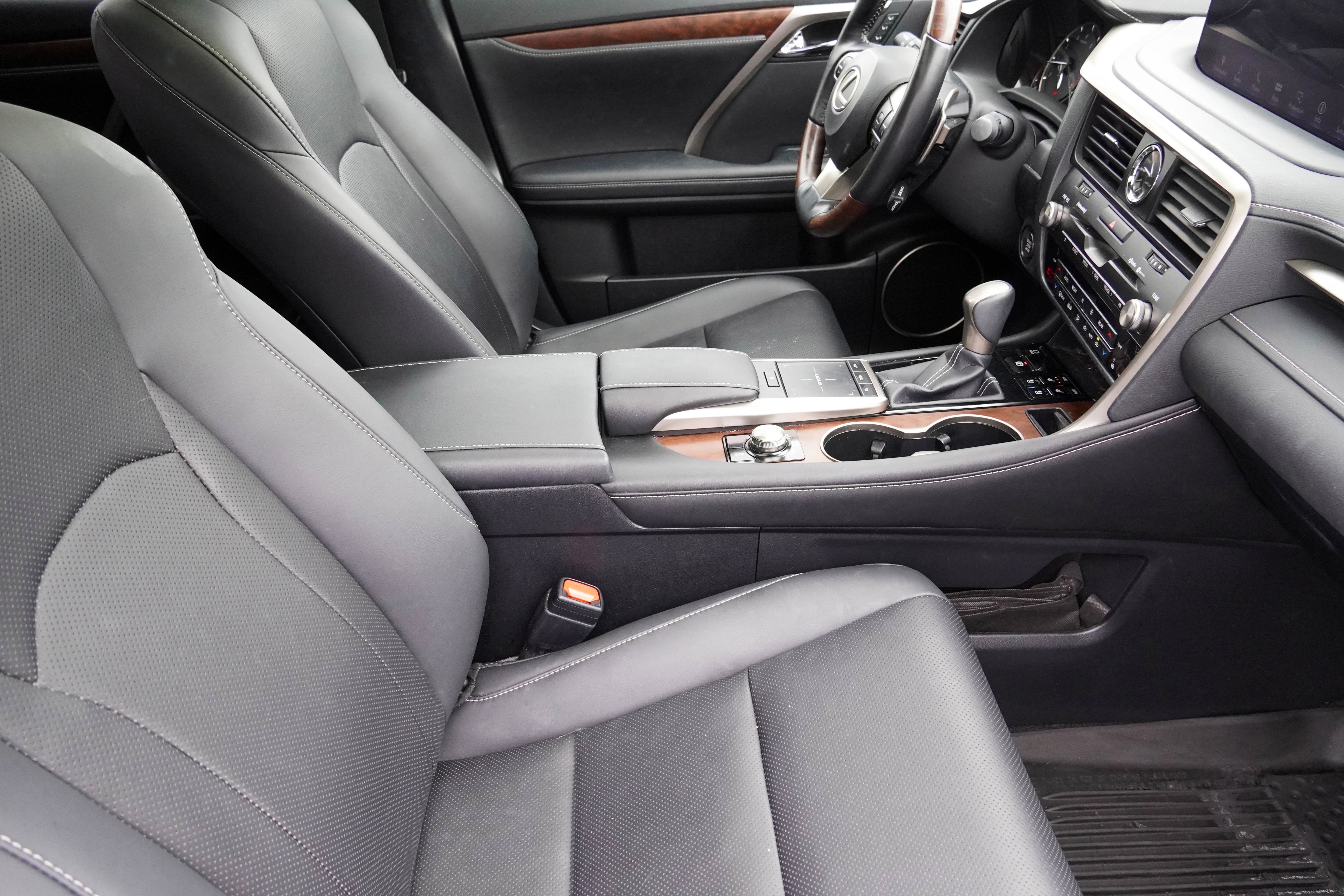 Used 2022 Lexus RX 350L 350L w/ Premium Package image 12