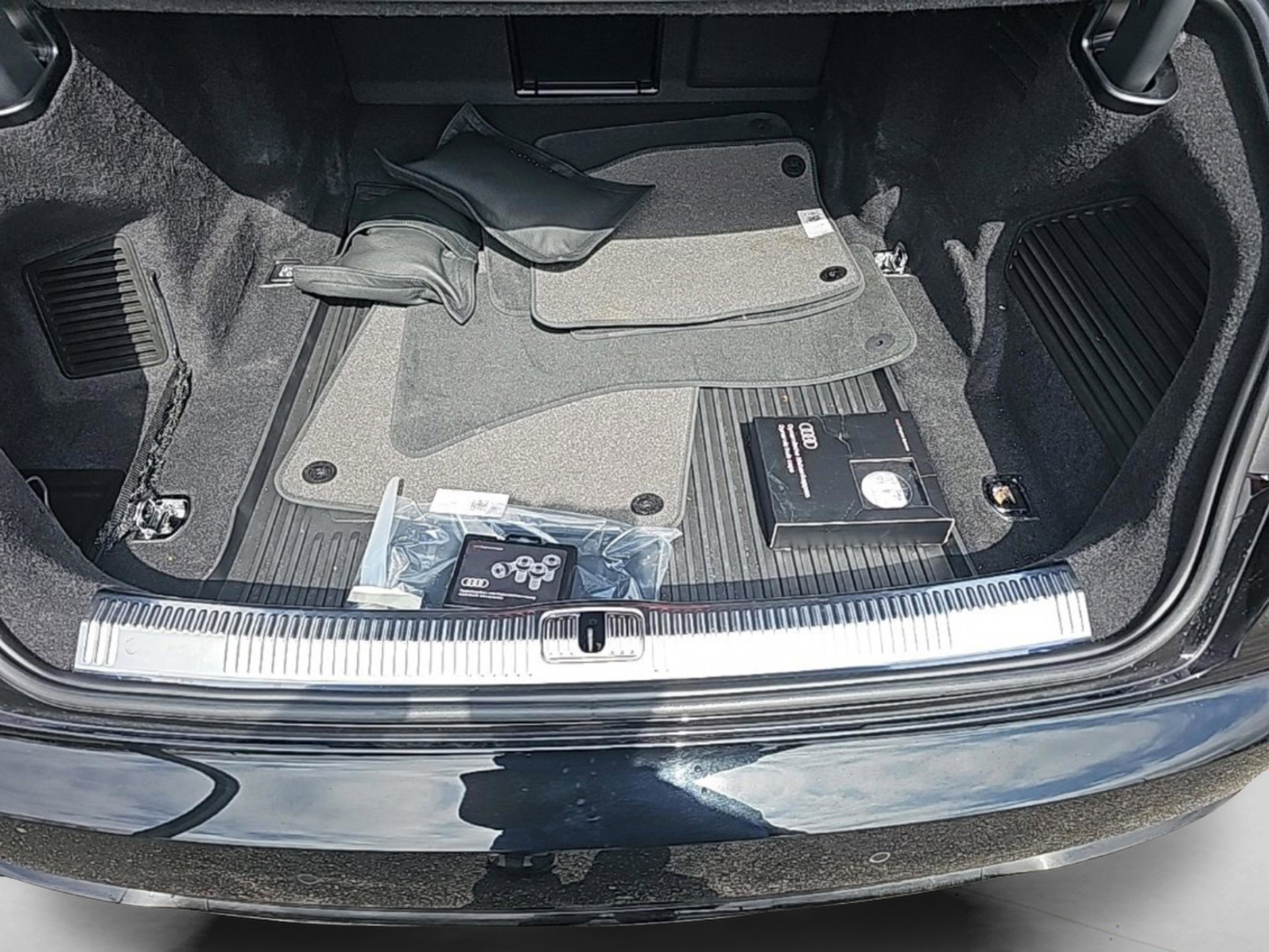 Used 2024 Audi S8 w/ S8 Comfort Plus Package image 12