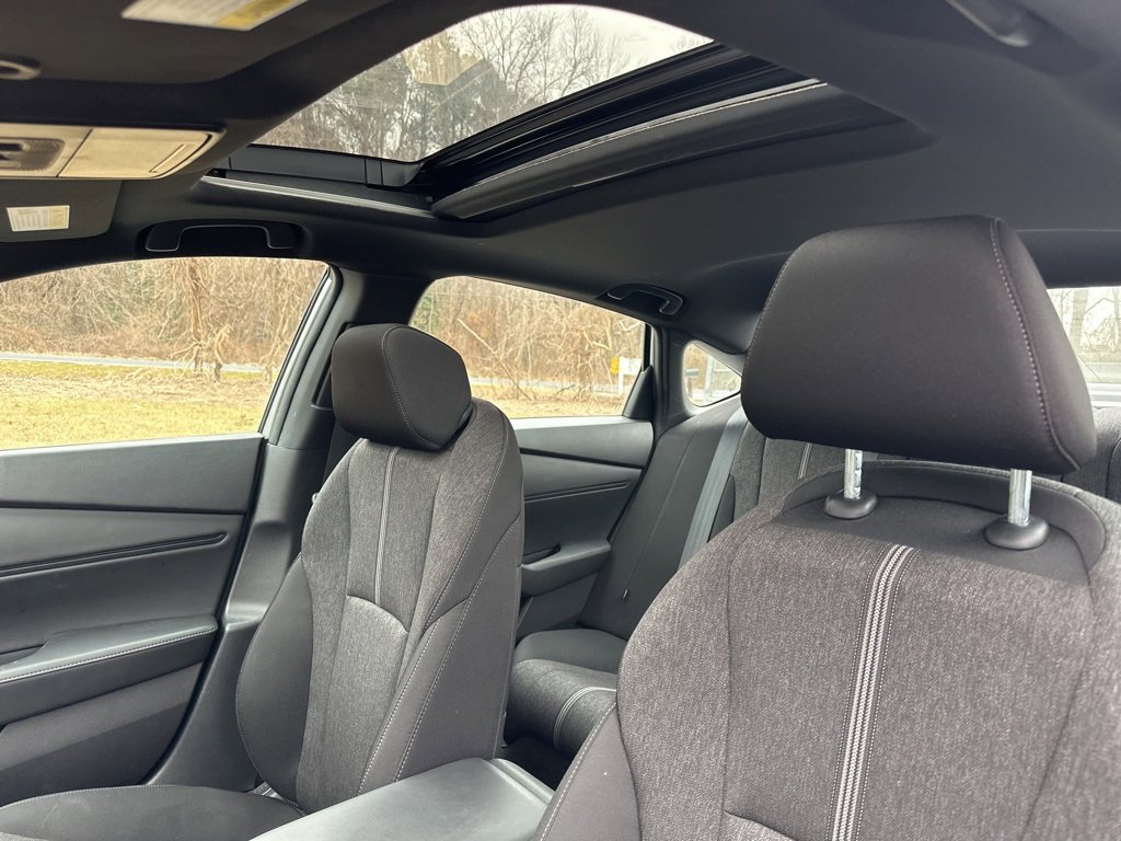 Used 2024 Honda Accord Sport image 11