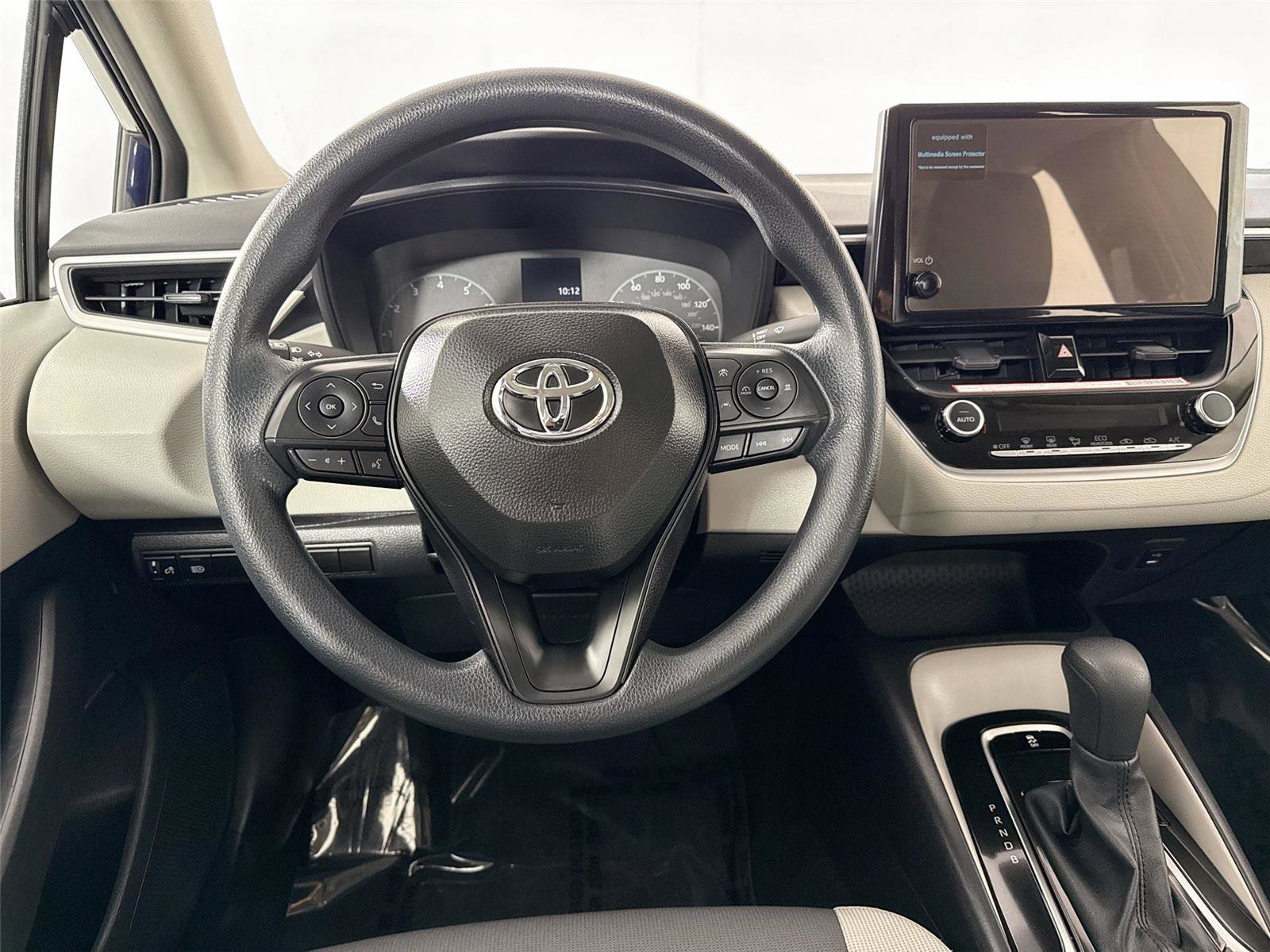 Certified 2025 Toyota Corolla LE FWD image 28