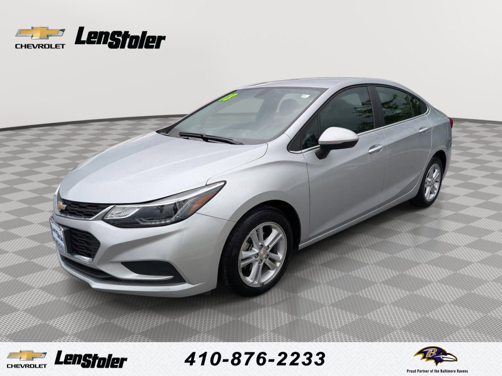Used 2018 Chevrolet Cruze LT FWD image 1
