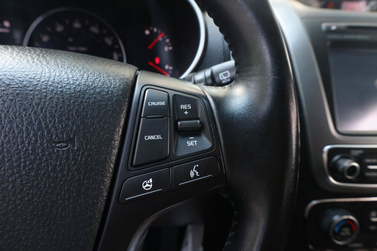 Used 2014 Kia Sorento SX w/ 3rd Row Package FWD image 24