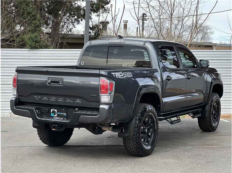Used 2020 Toyota Tacoma TRD Off-Road w/ TRD Premium Off Road Package image 10