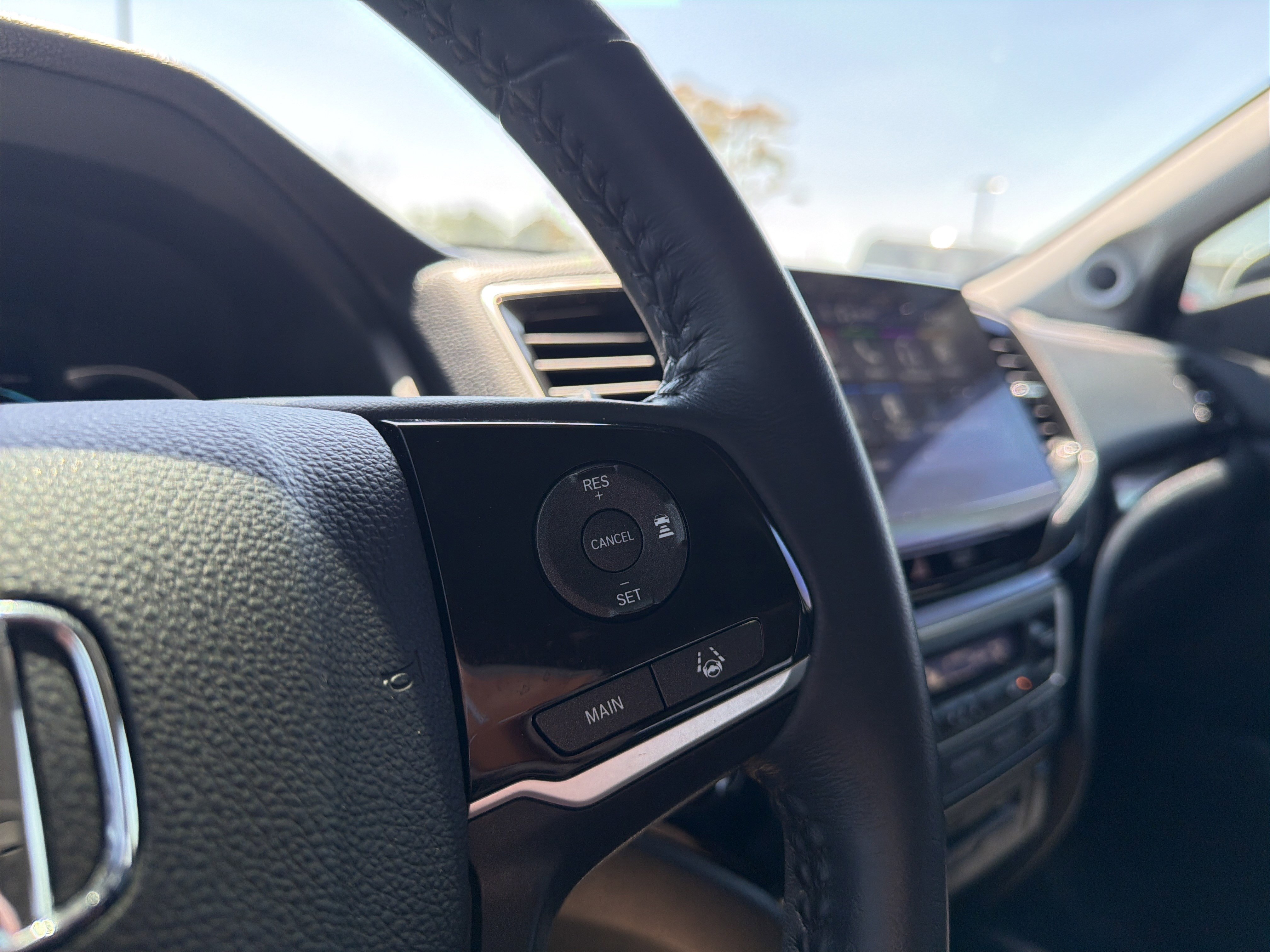 Certified 2022 Honda Pilot Touring image 31