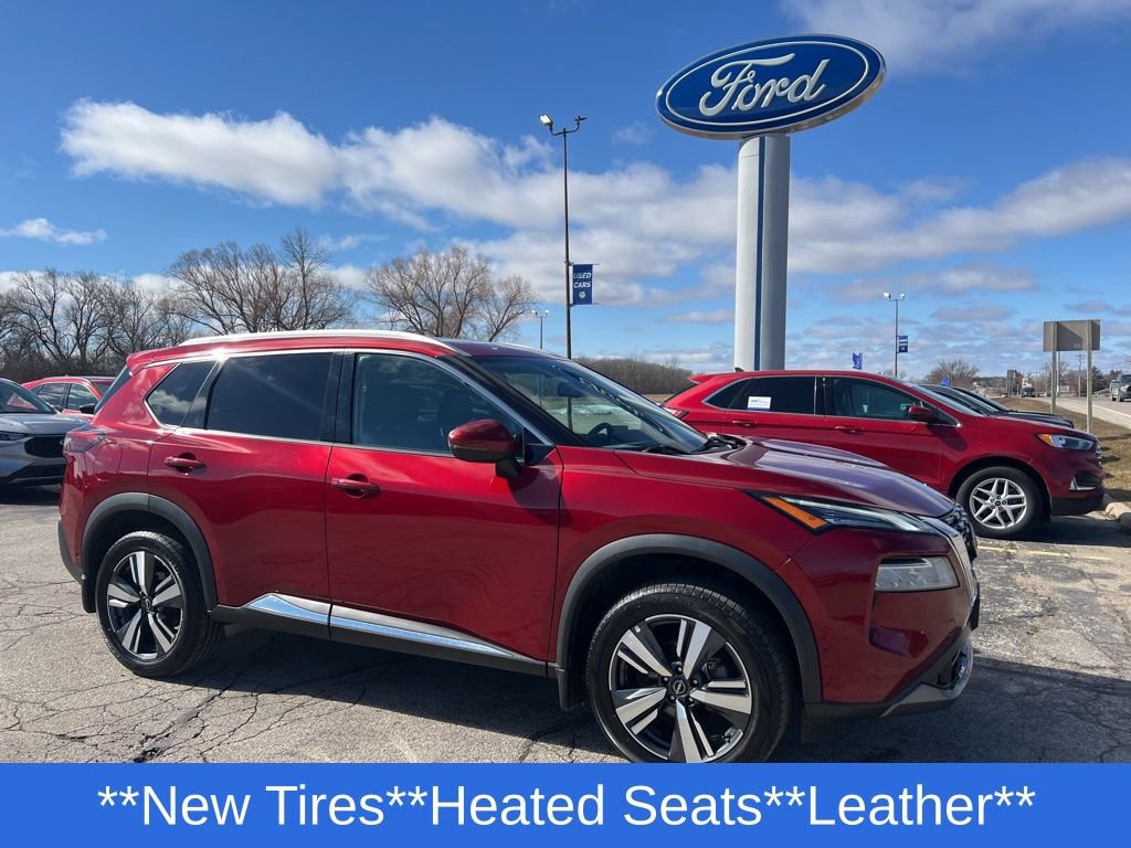 Used 2023 Nissan Rogue SL w/ SL Premium Package image 2