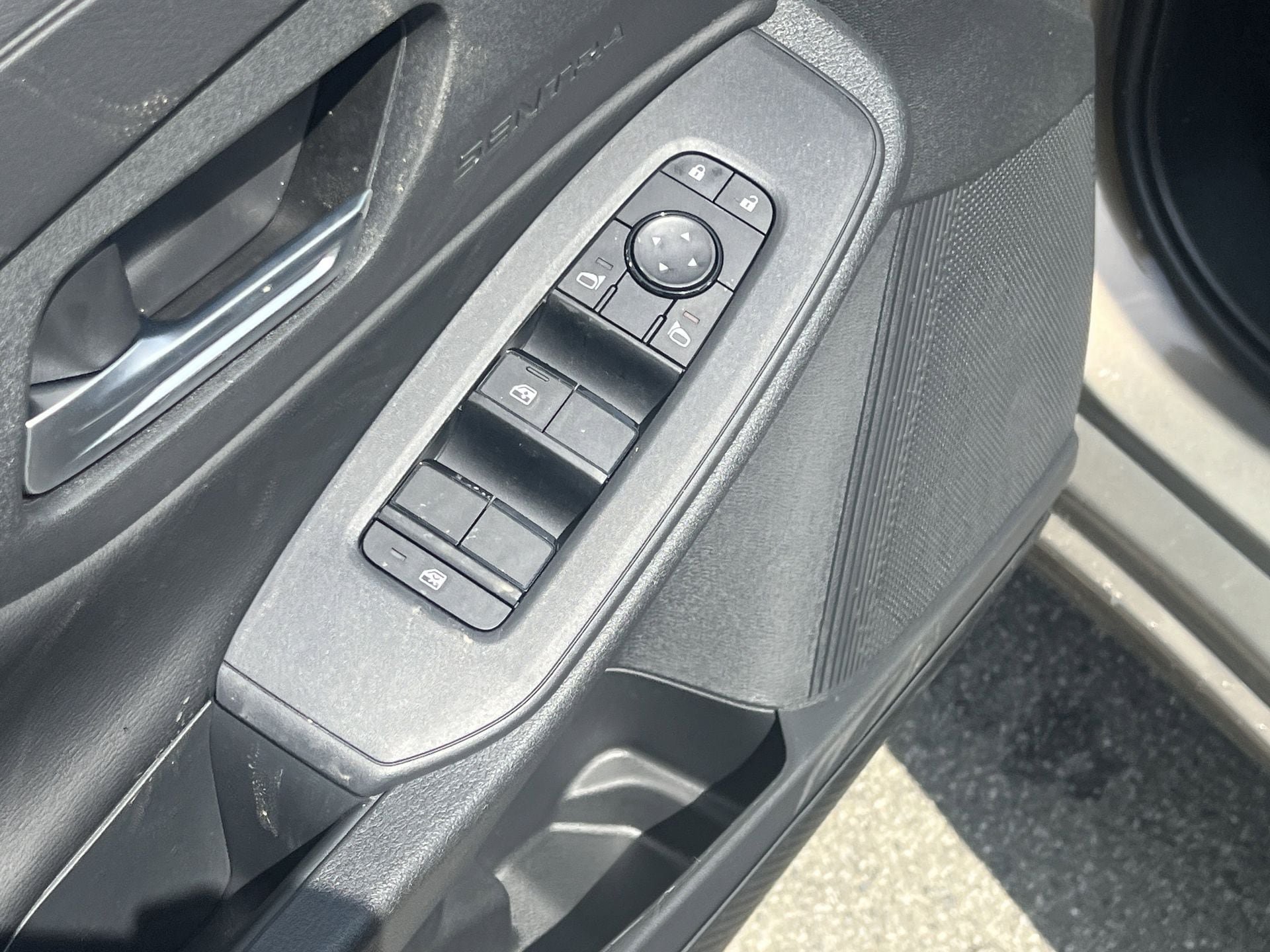 New 2026 Nissan Sentra SV w/ SV Convenience Package FWD image 16