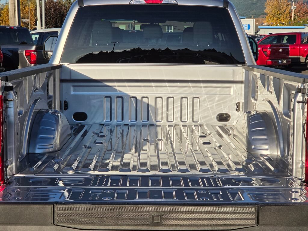 New 2027 Ford F250 XLT AWD/4WD image 7