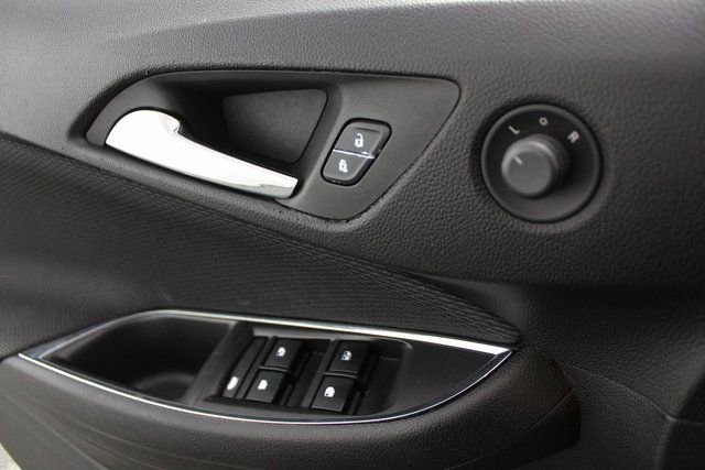 Used 2017 Chevrolet Cruze LT w/ Convenience Package image 20