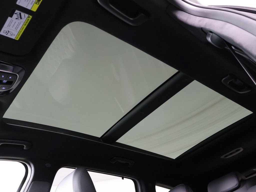 Used 2023 Hyundai Santa Fe Calligraphy image 24