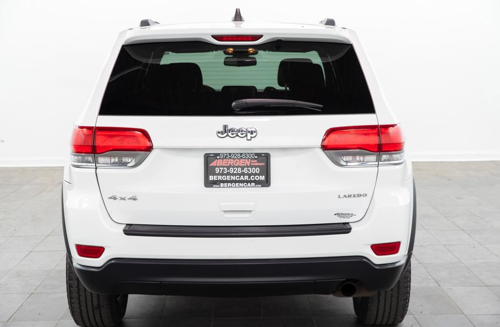 Used 2015 Jeep Grand Cherokee Laredo w/ Quick Order Package 23E AWD/4WD image 14