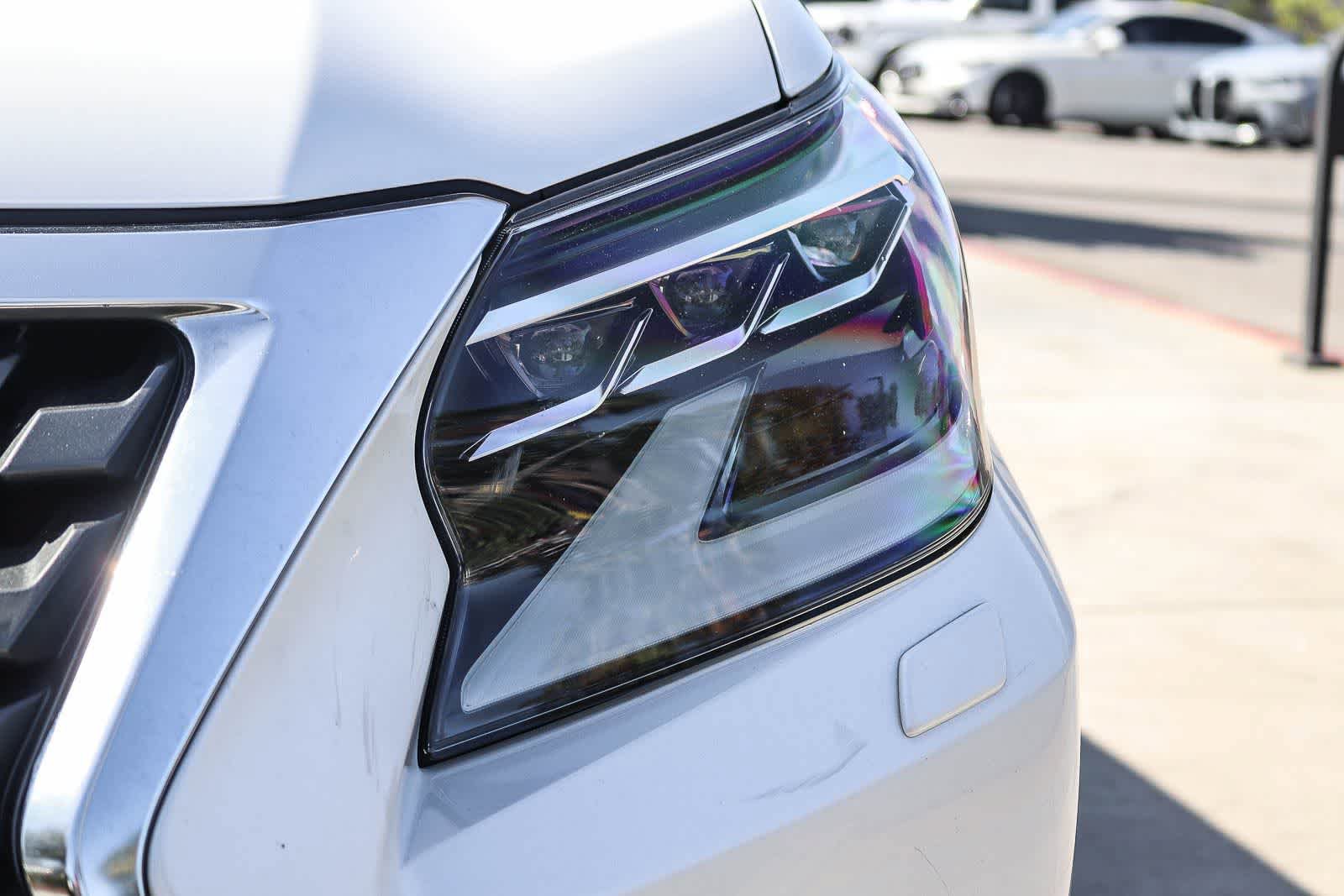 Used 2022 Lexus GX 460 Premium w/ Premium Package AWD/4WD image 10