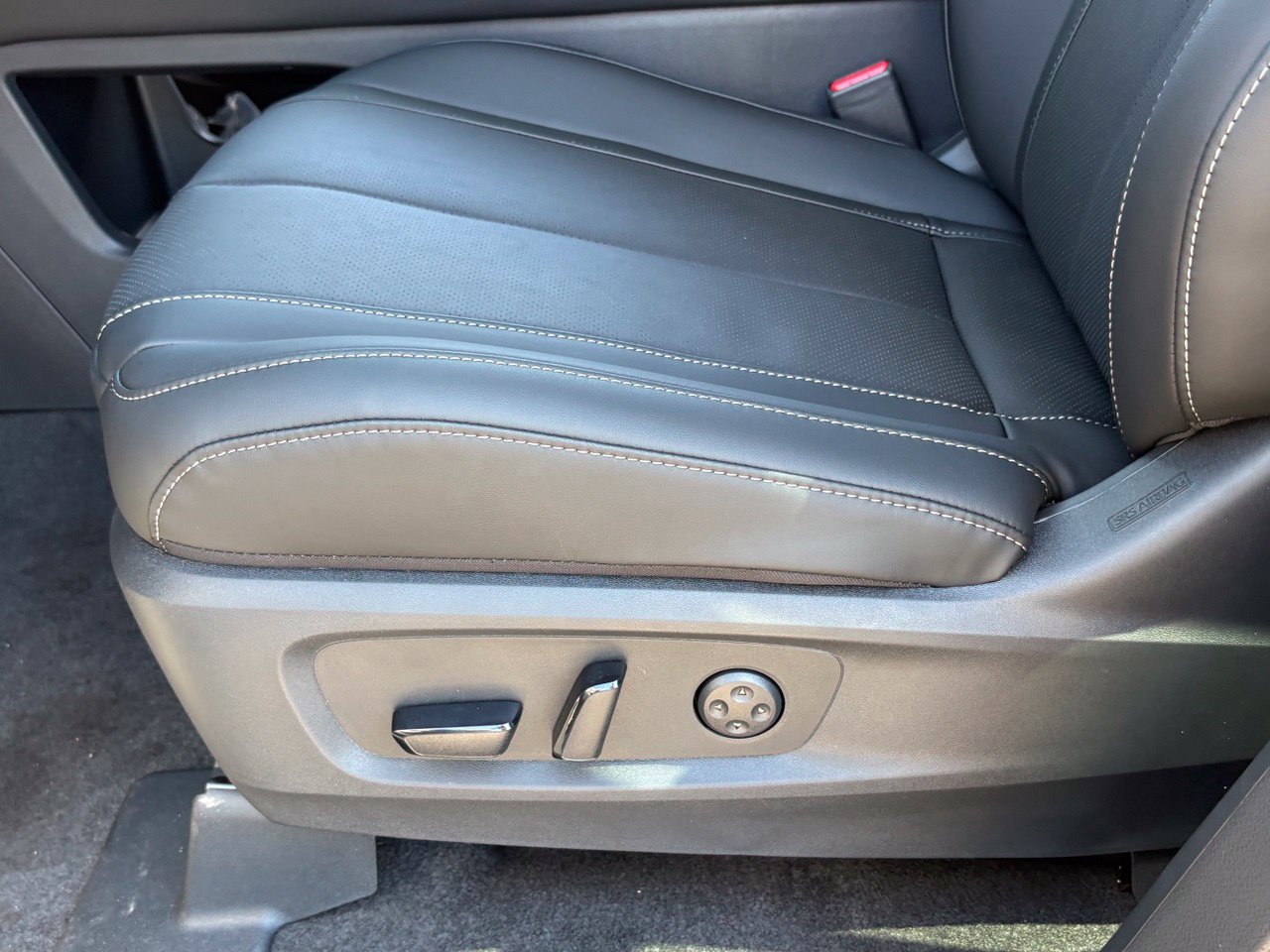 New 2027 INFINITI QX60 Luxe FWD image 22