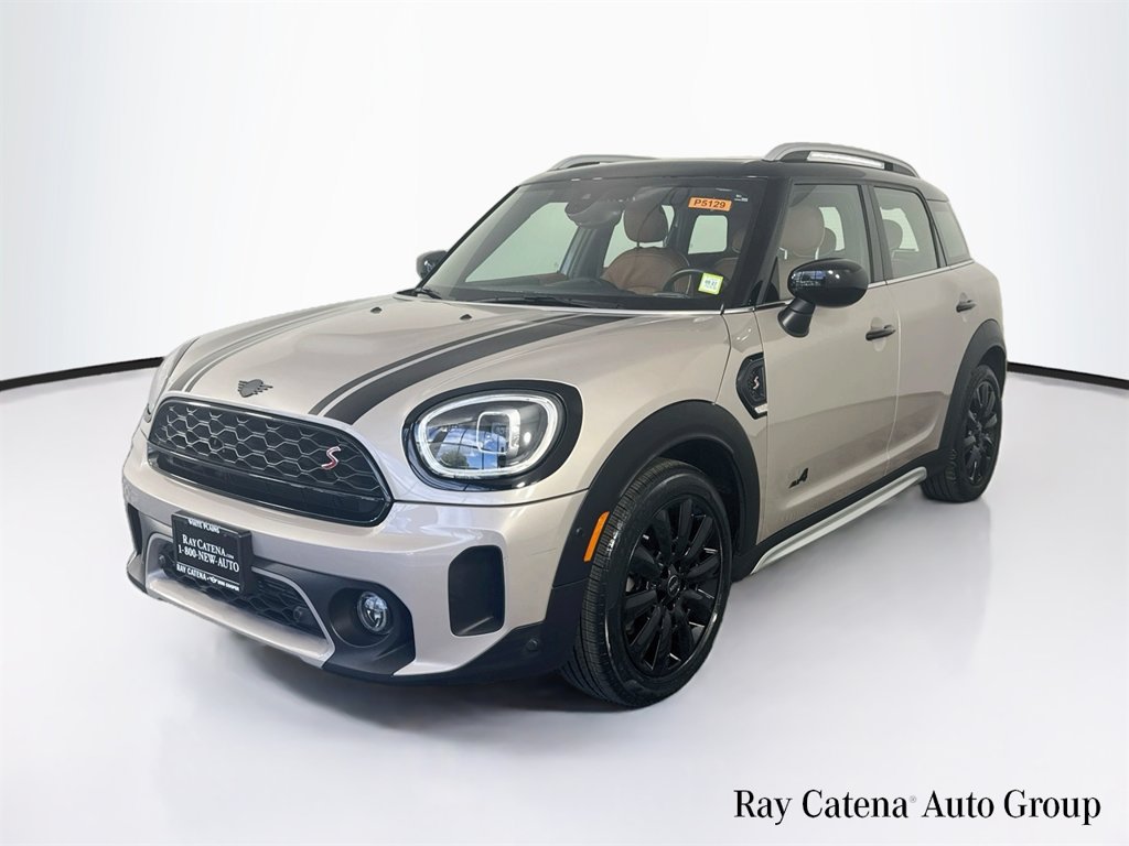 Certified 2024 MINI Cooper Countryman S w/ Signature Upholstery Package AWD/4WD image 3