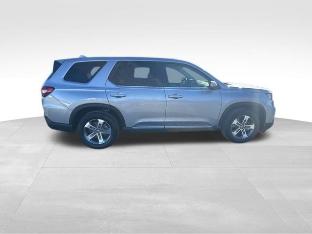 Certified 2025 Honda Pilot EX-L image 22