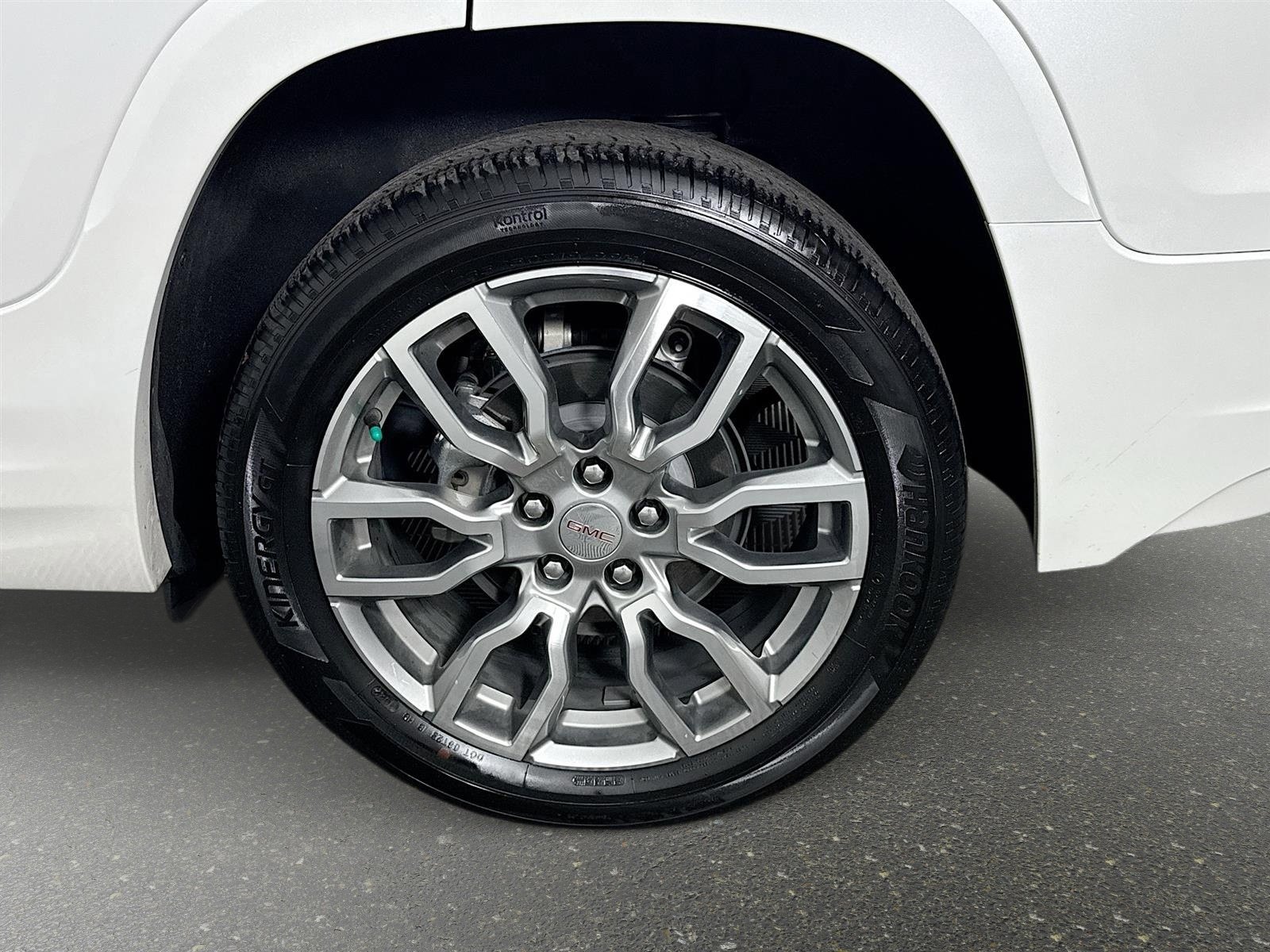 Certified 2022 GMC Terrain Denali image 32