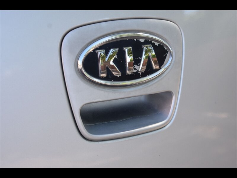 Used 2010 Kia Soul + FWD image 47