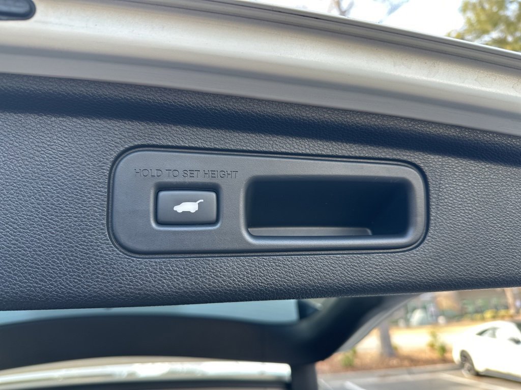 Used 2018 Honda Odyssey Elite image 64