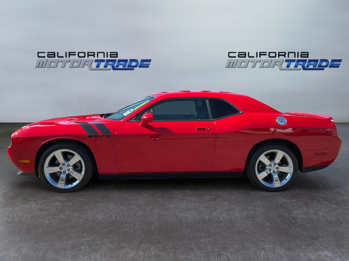 Used 2010 Dodge Challenger R/T w/ Sound Group RWD image 8