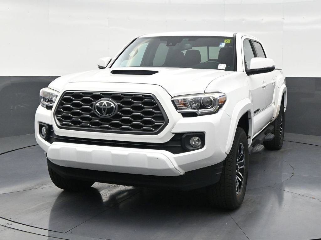 Used 2020 Toyota Tacoma TRD Sport w/ Technology Package RWD image 8