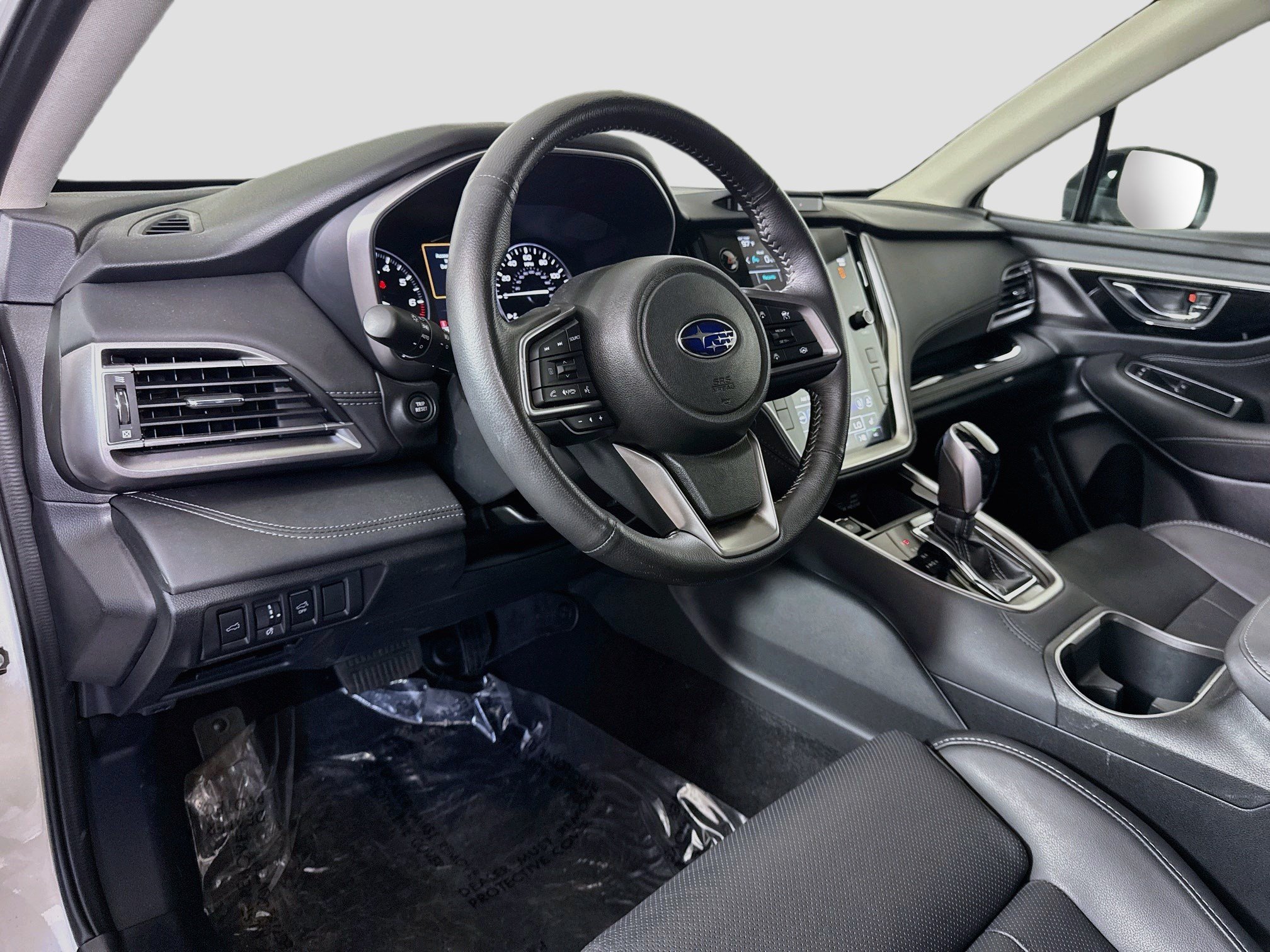 Used 2025 Subaru Outback Limited AWD/4WD image 23
