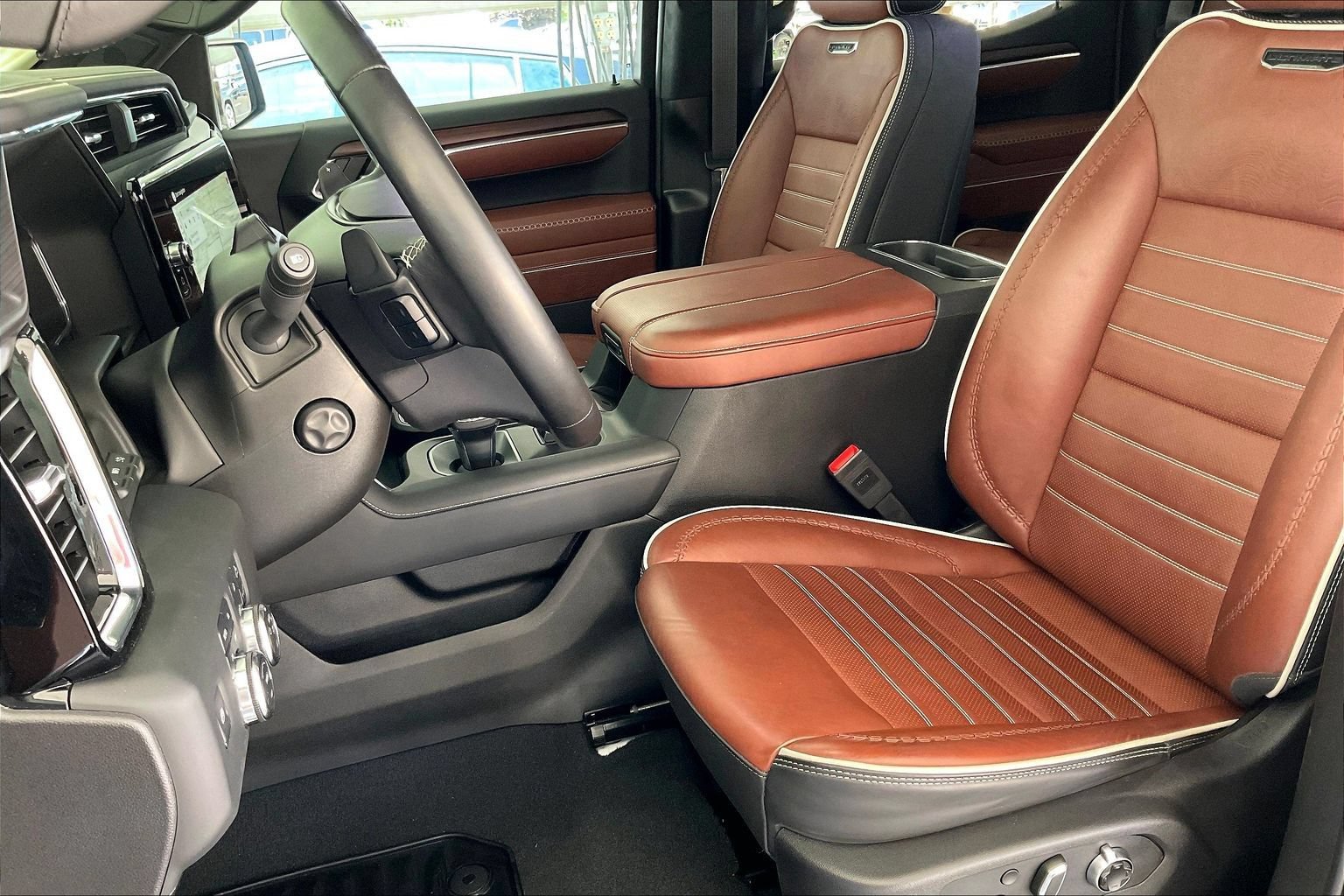 Used 2025 GMC Sierra 1500 Denali Ultimate AWD/4WD image 19
