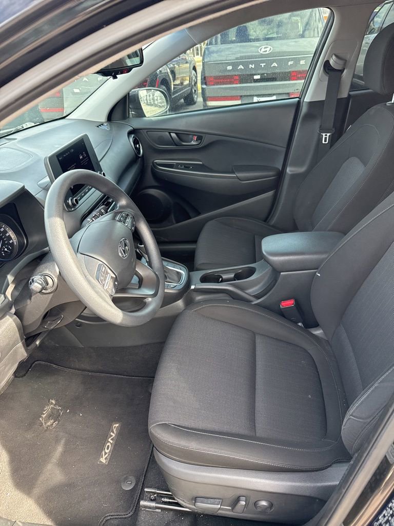 Used 2023 Hyundai Kona SEL image 10