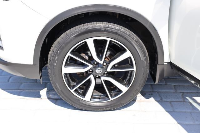 Used 2018 Nissan Rogue SL w/ Premium Package AWD/4WD image 42