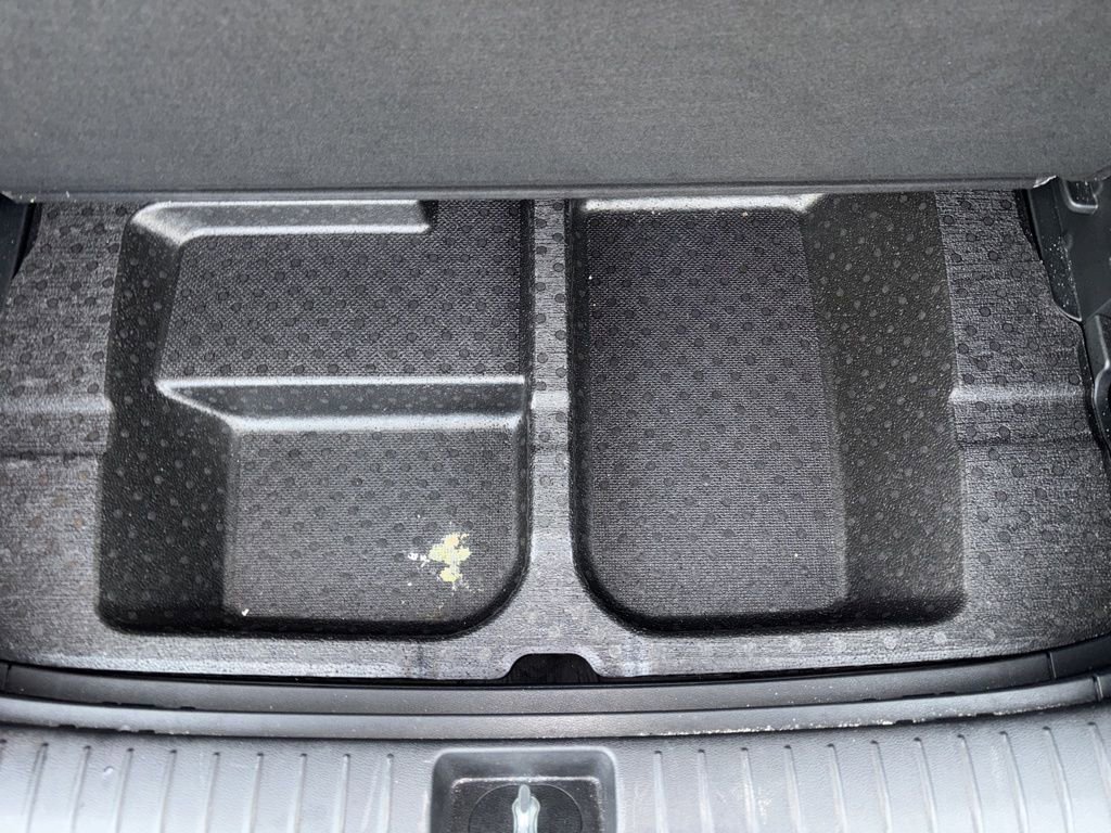 Used 2025 Kia Sportage LX FWD image 33