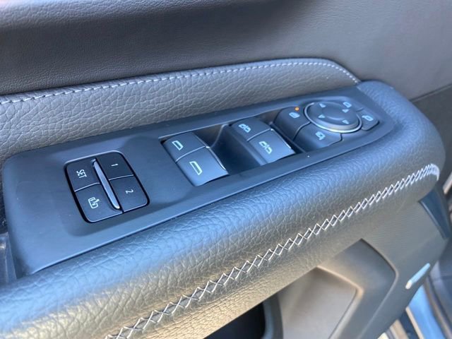 Certified 2022 GMC Yukon Denali image 18