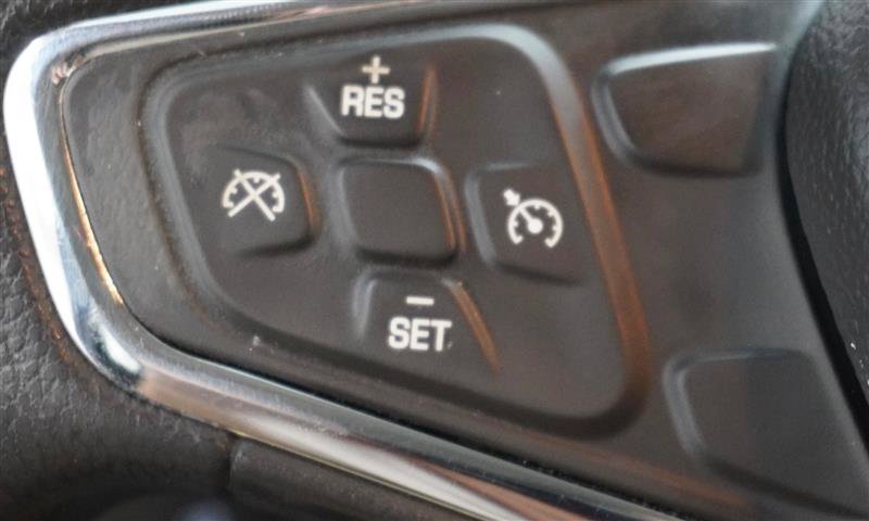 Used 2017 Chevrolet Cruze LT w/ Convenience Package FWD image 21