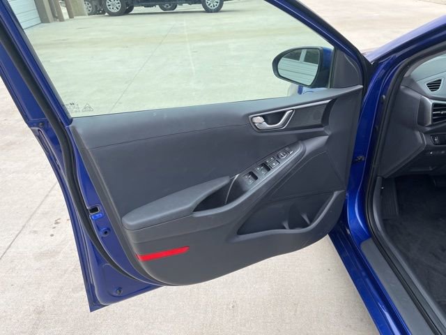 Used 2021 Hyundai Ioniq Blue FWD image 12