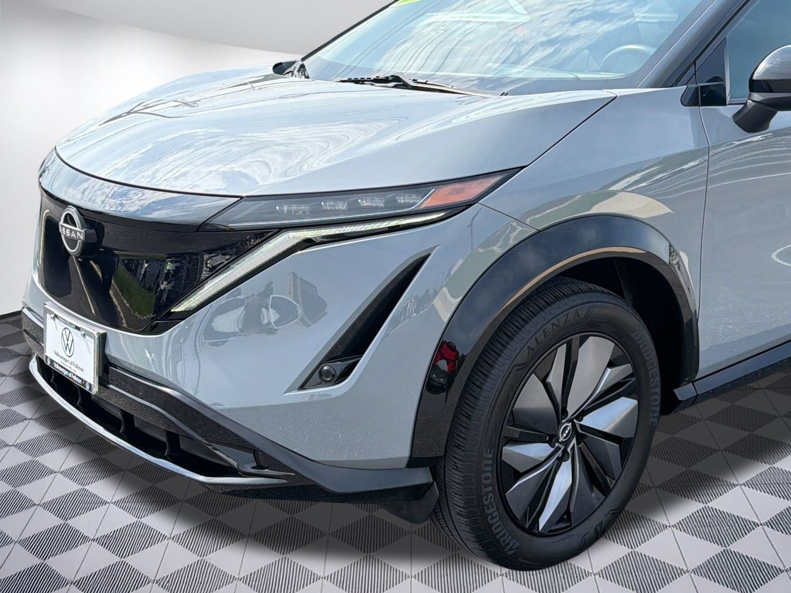 Used 2023 Nissan Ariya AWD image 25