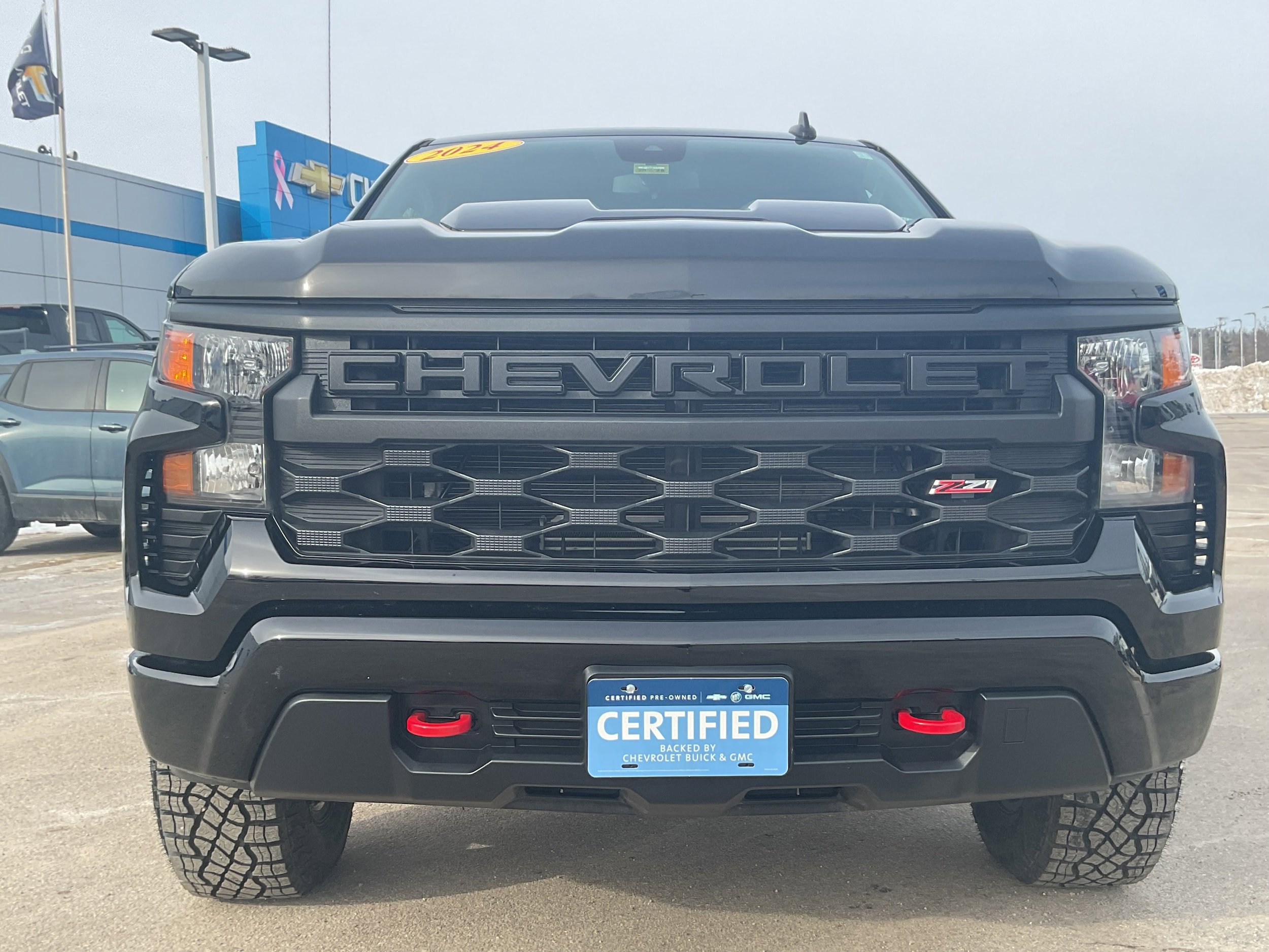Certified 2024 Chevrolet Silverado 1500 Custom Trail Boss w/ LPO, Dark Essentials Package AWD/4WD image 6